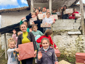 Albanien Lachende Kinder AWP